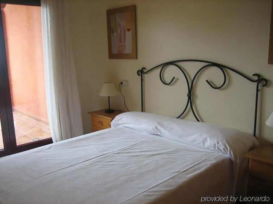 Апартаменты Royal Suites Marbella Бенахавис