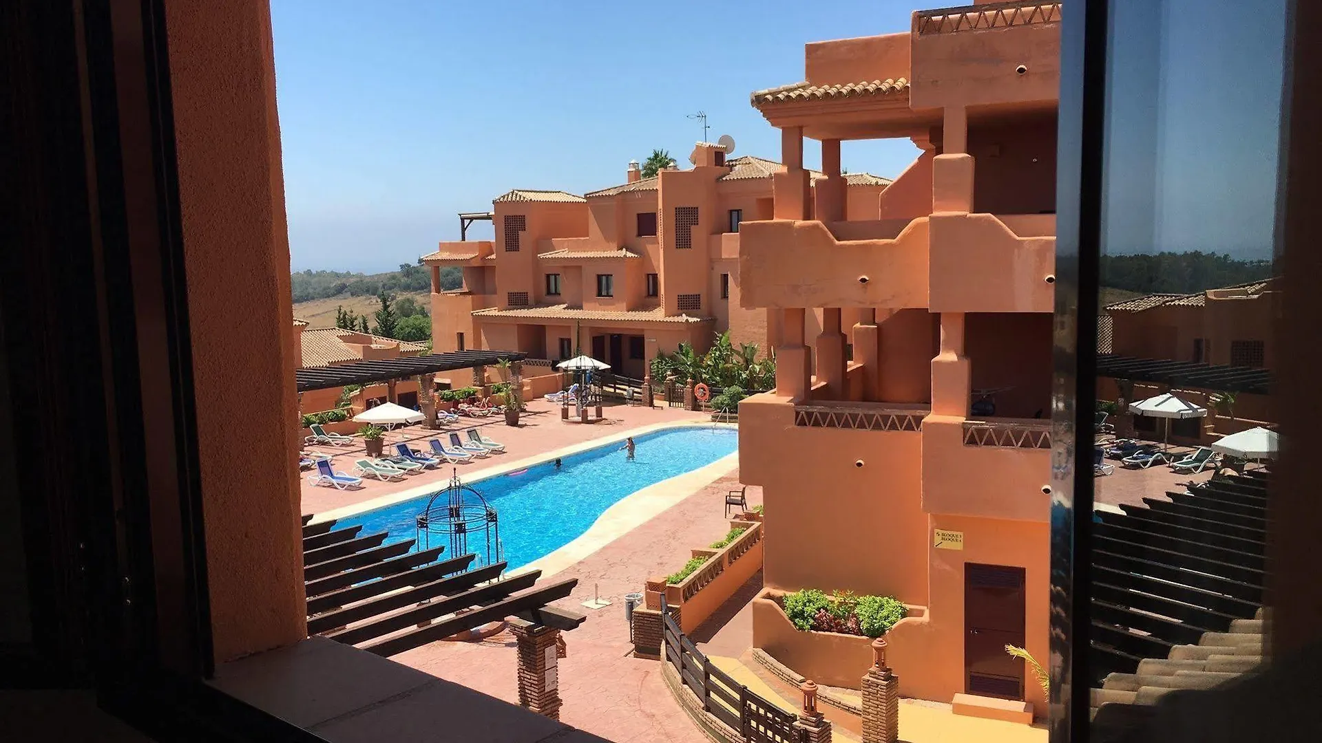 Royal Suites Marbella Бенахавис 0*,